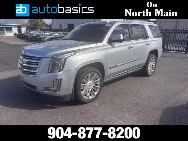 Used 2018 Cadillac Escalade Platinum RWD image 1