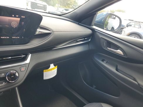 New 2026 Buick Envista Preferred w/ Convenience I Package FWD image 25
