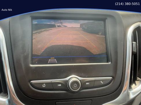 Used 2020 Chevrolet Equinox LT image 17