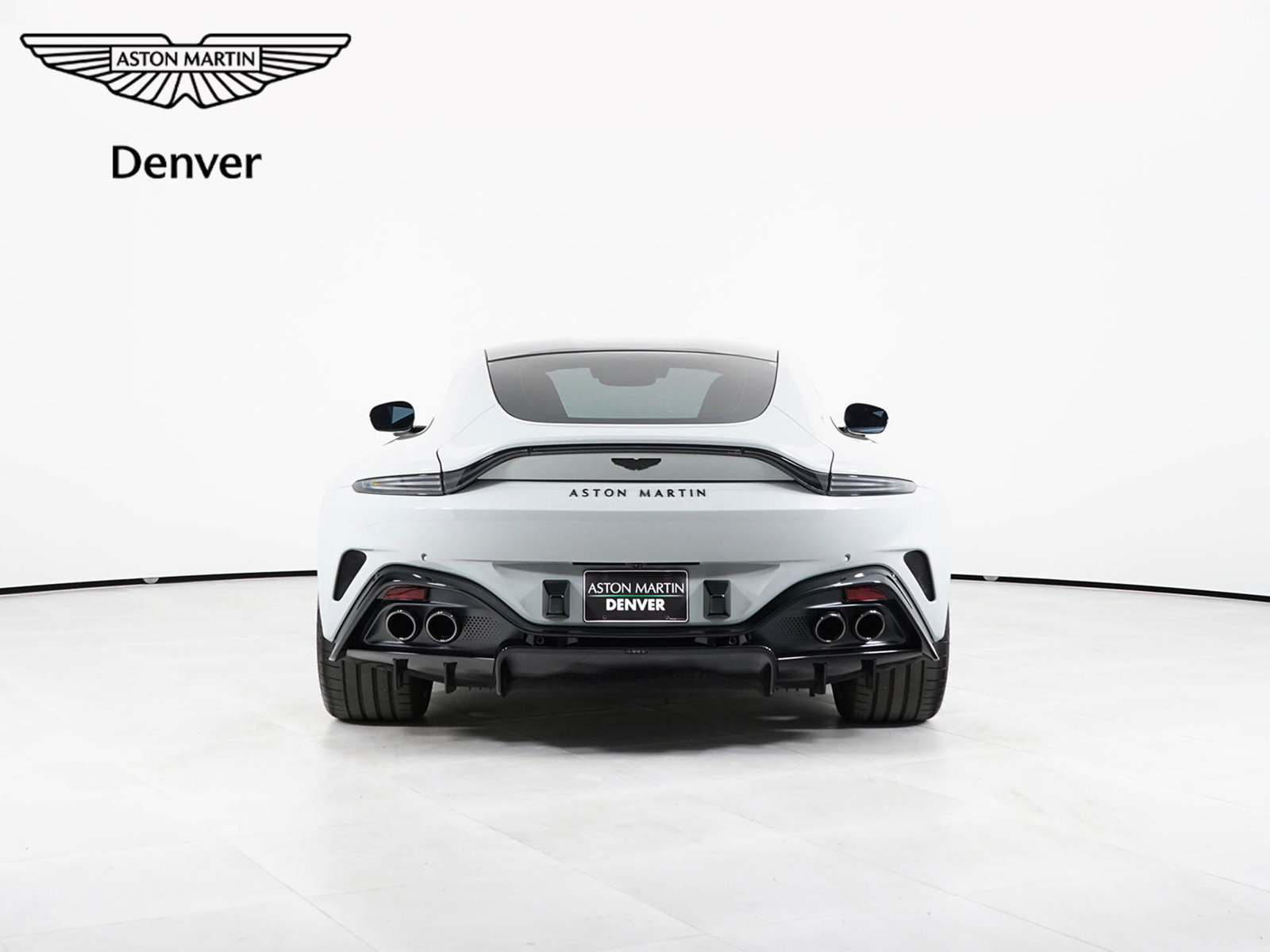 Used 2026 Aston Martin V8 Vantage Coupe RWD image 7