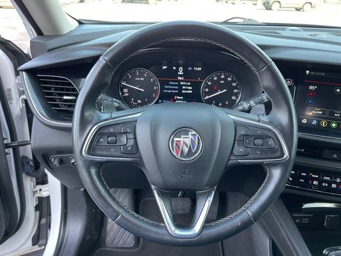 Used 2023 Buick Envision Essence image 16