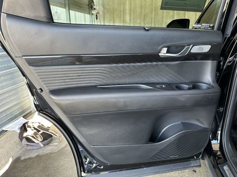 Used 2025 Hyundai Palisade Calligraphy image 30