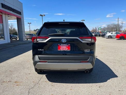 Certified 2023 Toyota RAV4 Limited AWD/4WD image 4