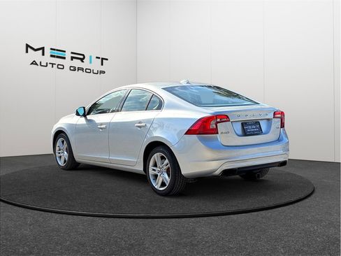 Used 2014 Volvo S60 T5 image 7