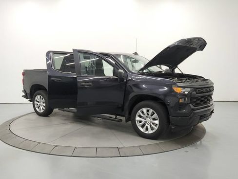 Used 2022 Chevrolet Silverado 1500 Custom RWD image 10