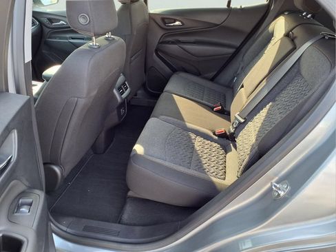 Used 2024 Chevrolet Equinox LT FWD image 23