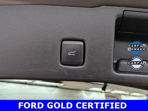 Certified 2022 Ford Escape SE w/ SE Sport Appearance Package image 20