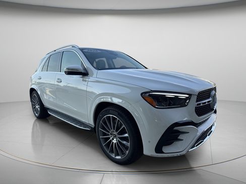 Certified 2026 Mercedes-Benz GLE 450 4MATIC image 5