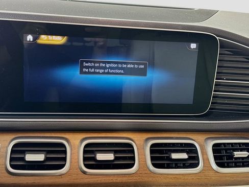 Used 2022 Mercedes-Benz GLE 350 4MATIC image 22