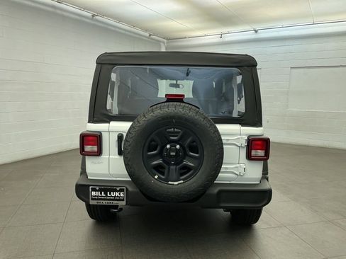 New 2026 Jeep Wrangler Sport AWD/4WD image 4