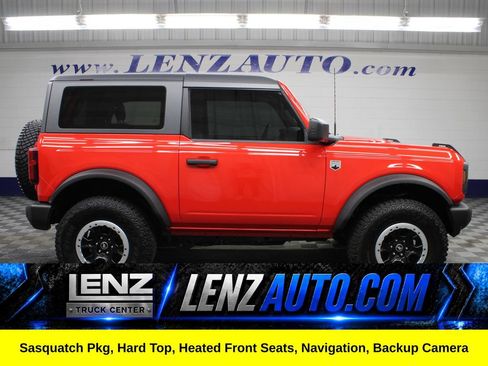 Used 2024 Ford Bronco Big Bend w/ Sasquatch Package AWD/4WD image 1