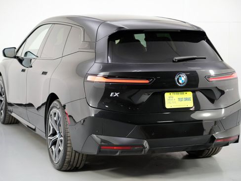 Used 2022 BMW iX xDrive50 w/ Premium Package image 53