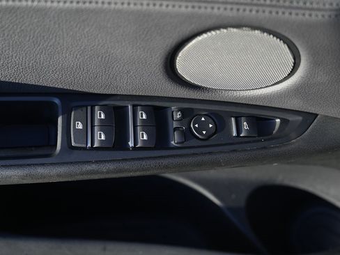 Used 2017 BMW X5 xDrive50i image 28