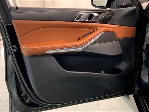 Used 2024 BMW X5 xDrive40i w/ M Sport Package image 21