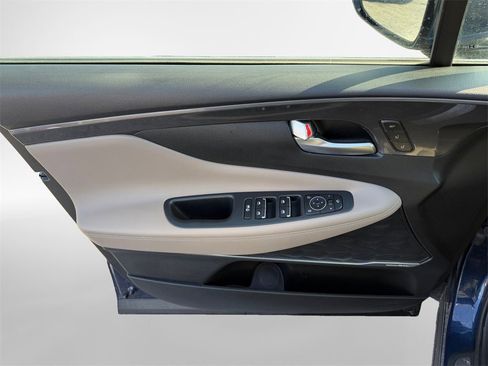 Used 2023 Hyundai Santa Fe Limited image 17