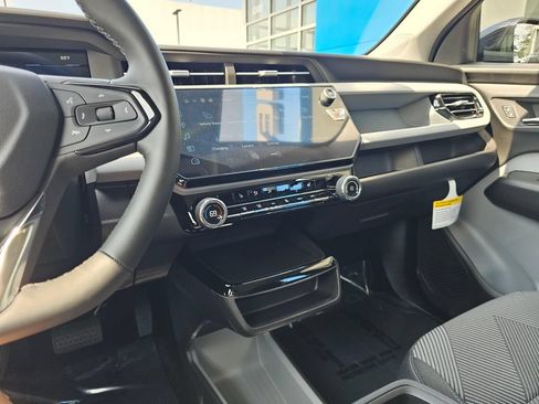 New 2027 Chevrolet Bolt LT w/ Comfort Package FWD image 31