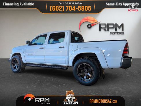 Used 2015 Toyota Tacoma PreRunner w/ SR5 Package image 24