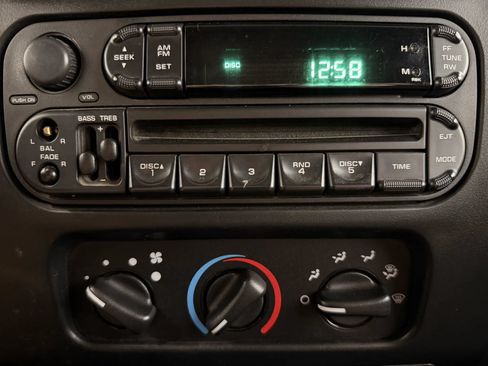 Used 2004 Jeep Wrangler 4WD w/ Dual Top Group image 22