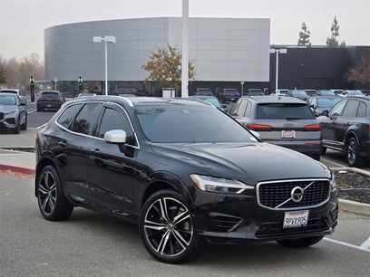 Used 2018 Volvo XC60 T8 R-Design w/ Convenience Package