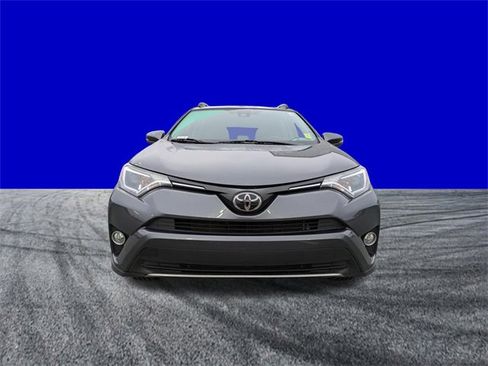 Used 2017 Toyota RAV4 XLE image 9