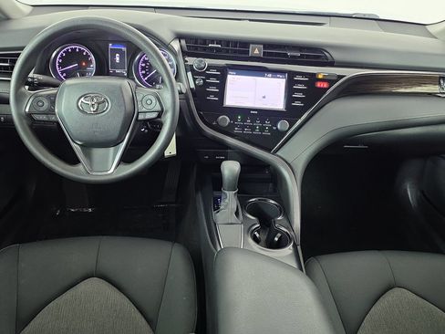 Used 2020 Toyota Camry LE FWD image 31