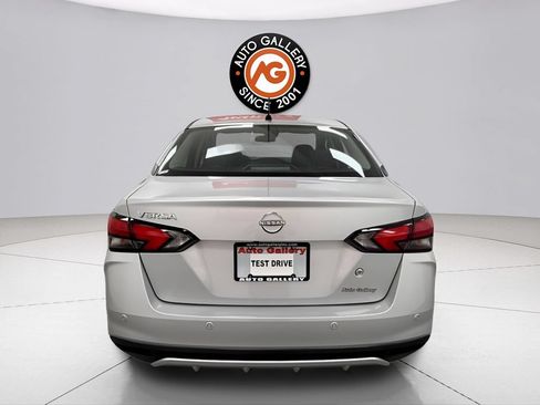 Used 2024 Nissan Versa S w/ Trunk Package FWD image 4