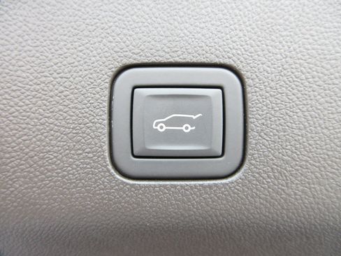 Used 2024 Cadillac Escalade Sport w/ Touring Package AWD/4WD image 60