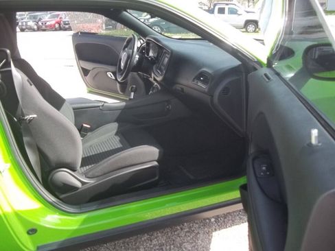 Used 2017 Dodge Challenger R/T w/ Blacktop Package RWD image 8