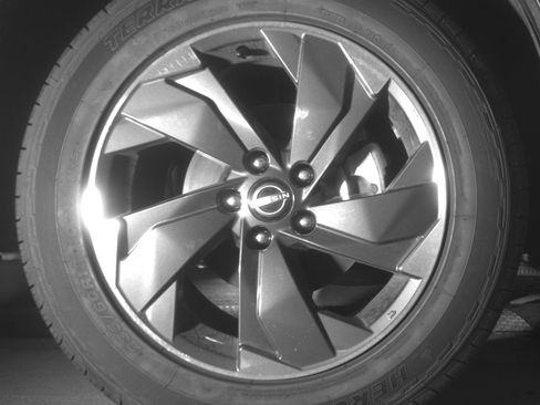 Used 2025 Nissan Rogue SV image 13