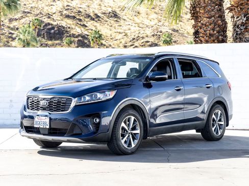 Used 2019 Kia Sorento EX w/ EX Touring Package image 5