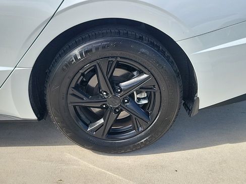 Used 2021 Hyundai Sonata SE image 4