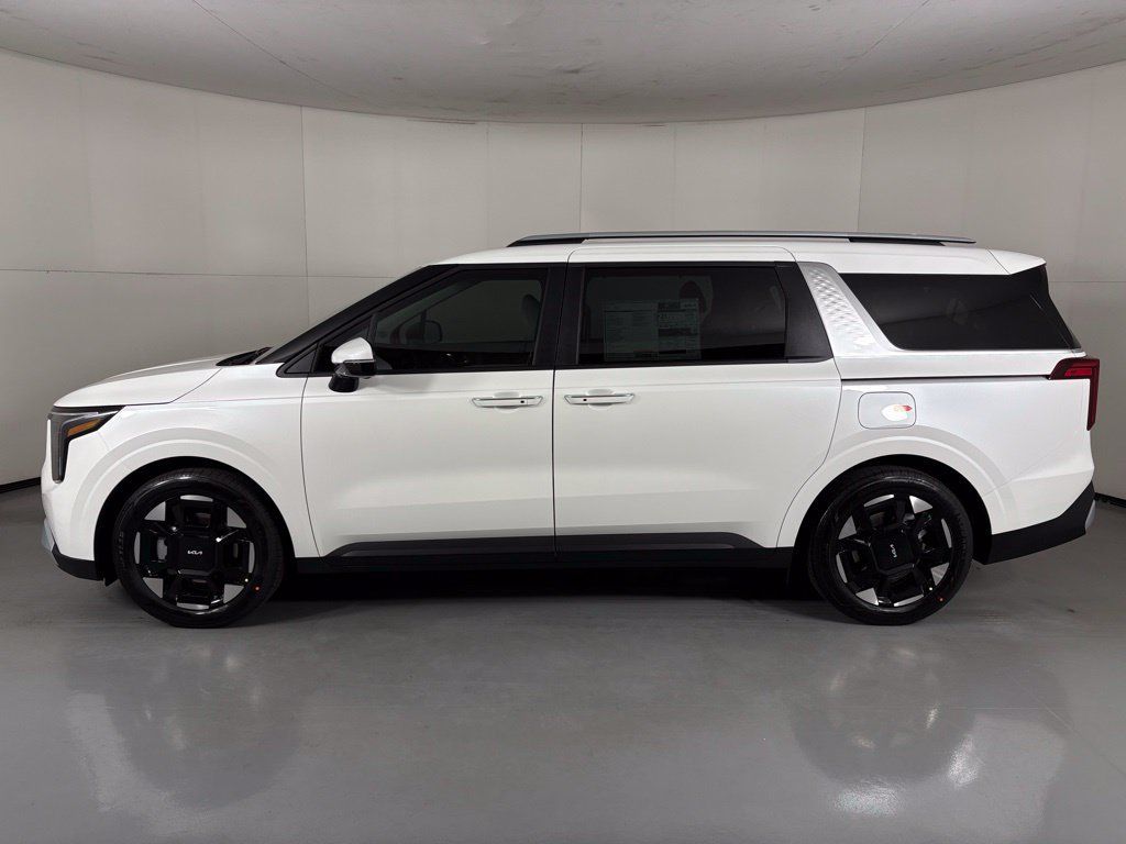 New 2026 Kia Carnival EX FWD image 5