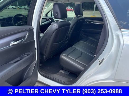 Used 2019 Cadillac XT5 Luxury FWD image 20