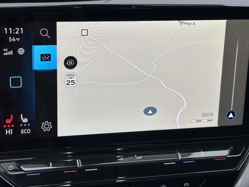 Used 2023 Volkswagen ID.4 Pro S Plus image 15