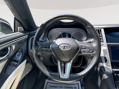 Used 2017 INFINITI Q60 2.0t w/ Premium Plus Package 2.0T AWD/4WD image 11