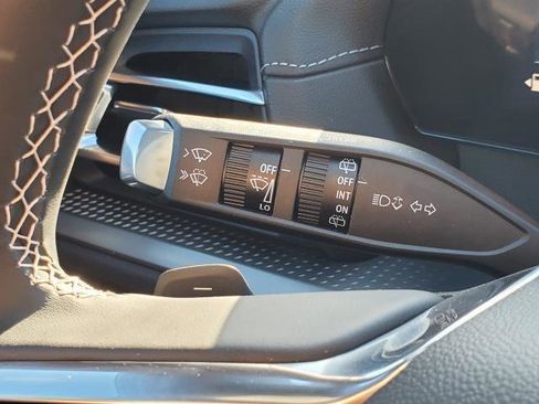 New 2026 Chevrolet Traverse LT image 15