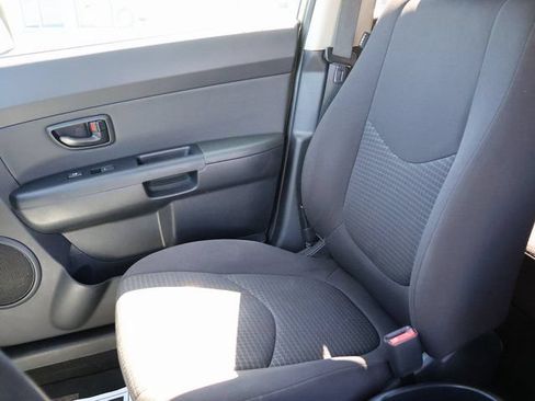 Used 2012 Kia Soul FWD image 21