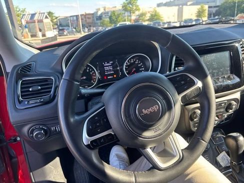 Used 2021 Jeep Compass Latitude w/ Sun and Sound Group AWD/4WD image 7