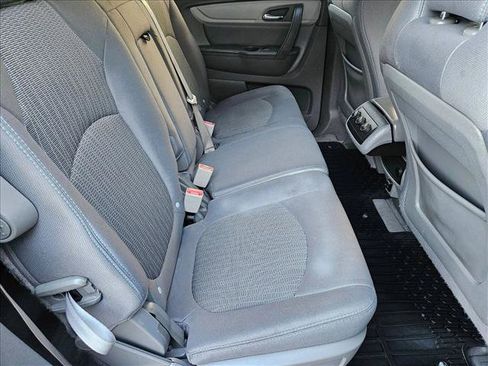 Used 2014 Chevrolet Traverse LS image 15