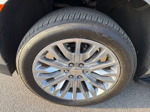 Used 2024 Chevrolet Tahoe RST w/ Luxury Package image 11