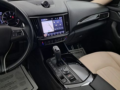 Used 2021 Maserati Levante S AWD/4WD image 12