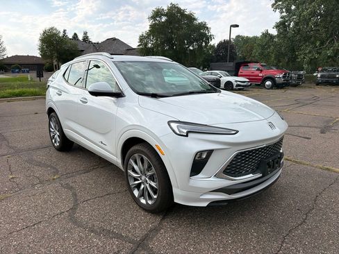 Used 2024 Buick Encore GX Avenir w/ Avenir Technology Package AWD/4WD image 3