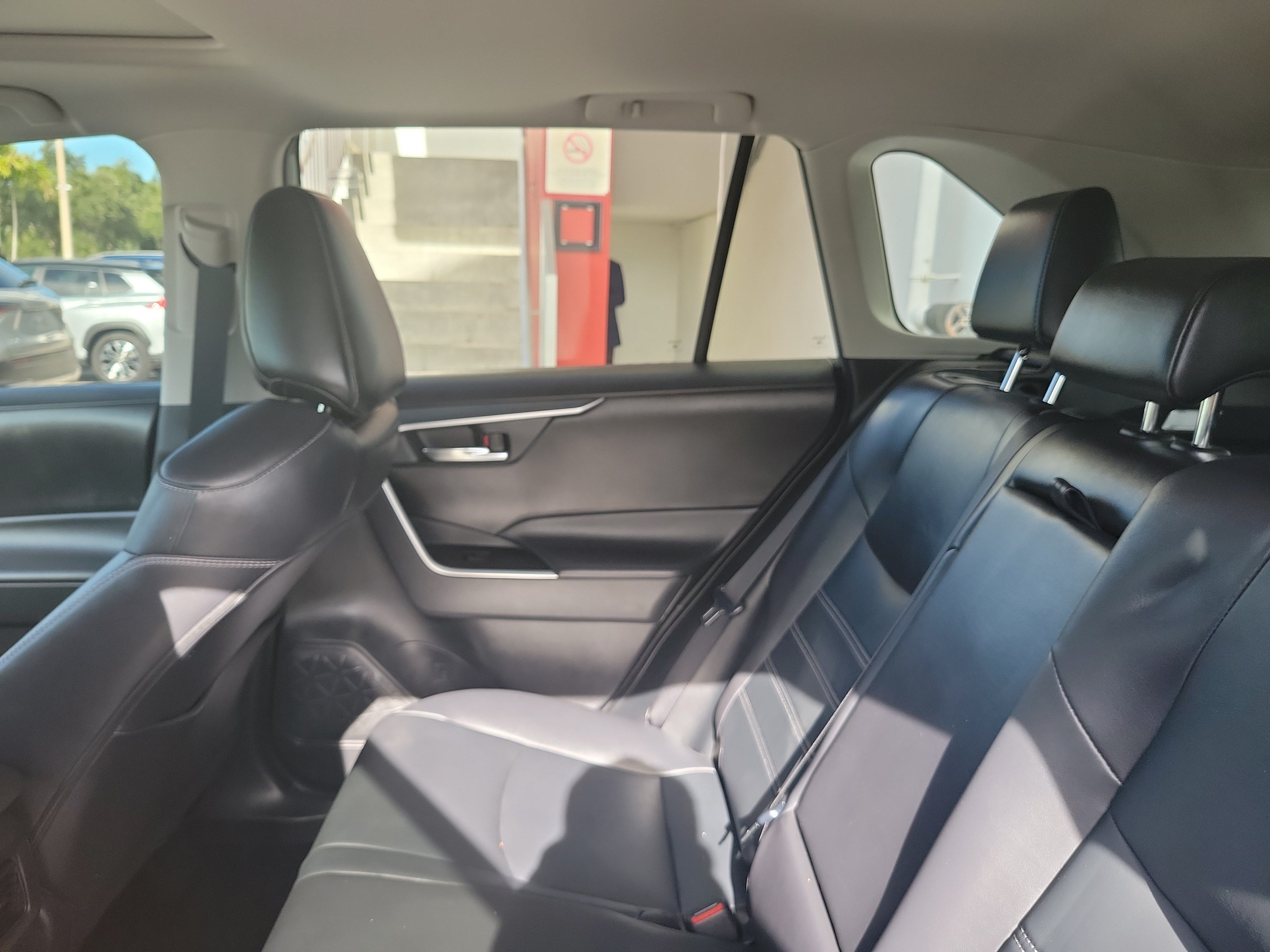 Used 2023 Toyota RAV4 XLE Premium FWD image 15