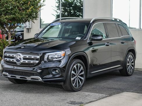 Used 2022 Mercedes-Benz GLB 250 w/ Premium Package Lite image 3