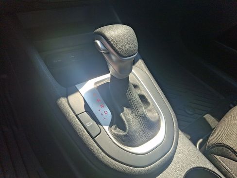 Used 2023 Kia Forte LXS w/ LXS Technology Package FWD image 14