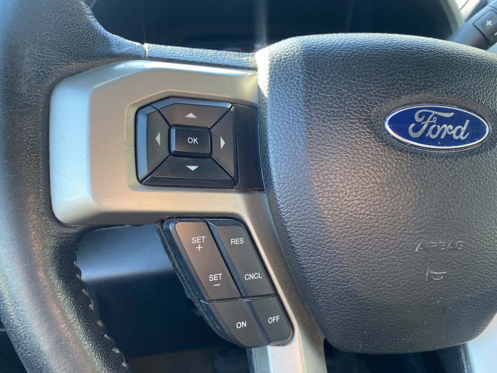 Used 2017 Ford F350 Lariat w/ Lariat Value Package AWD/4WD image 10