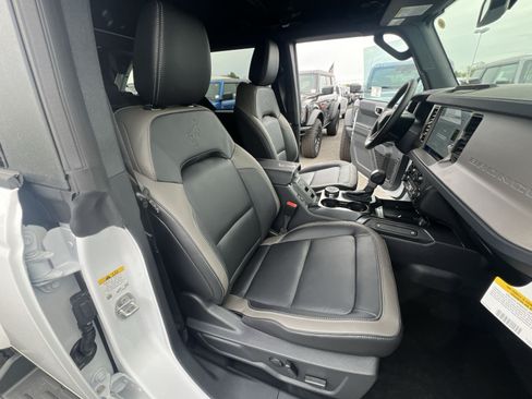 New 2026 Ford Bronco Outer Banks AWD/4WD image 34