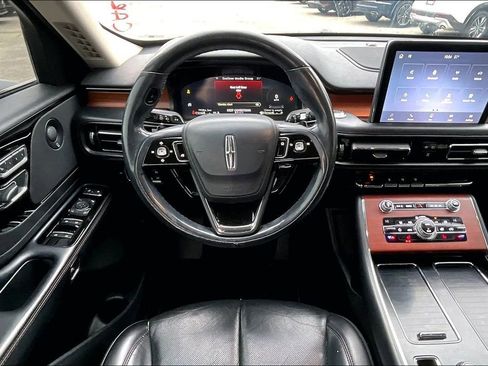 Used 2020 Lincoln Aviator Reserve image 8