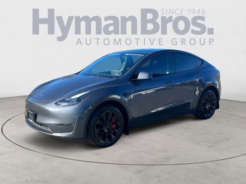Used 2023 Tesla Model Y Long Range image 8