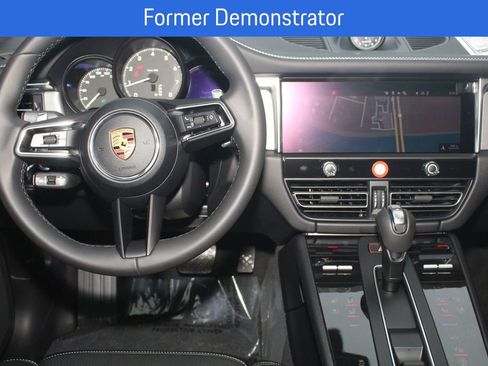 New 2026 Porsche Macan AWD/4WD image 6
